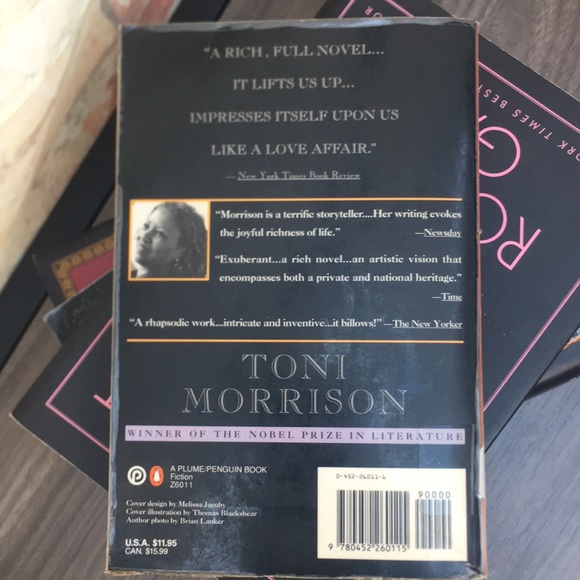 2/$25 Toni Morrison Song of Solomon Paperback Book - Picture 2 of 7